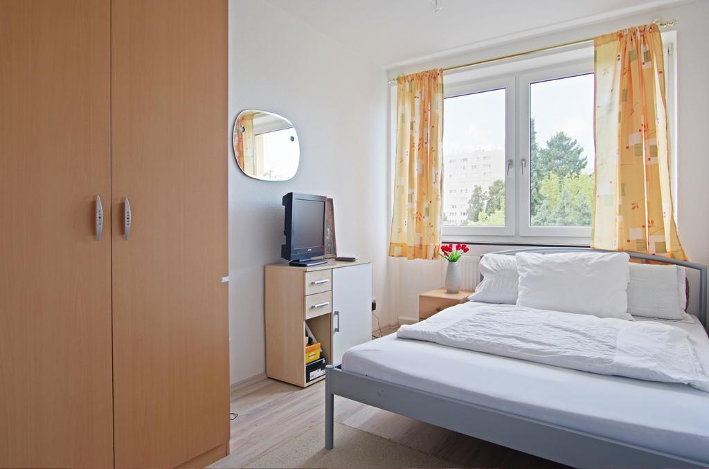 הנובר Private Rooms Near Exhibition Center מראה חיצוני תמונה