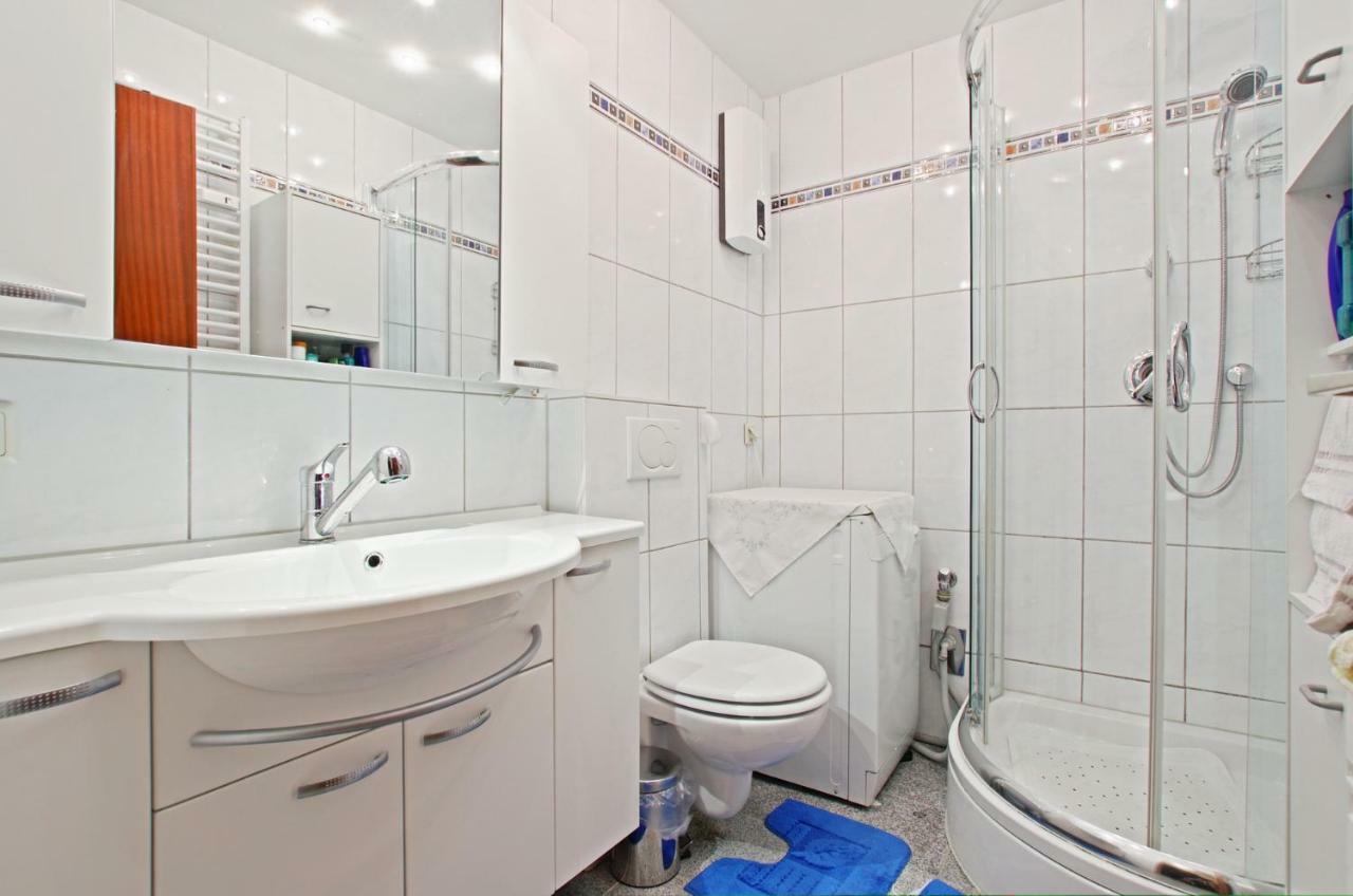 הנובר Private Rooms Near Exhibition Center מראה חיצוני תמונה